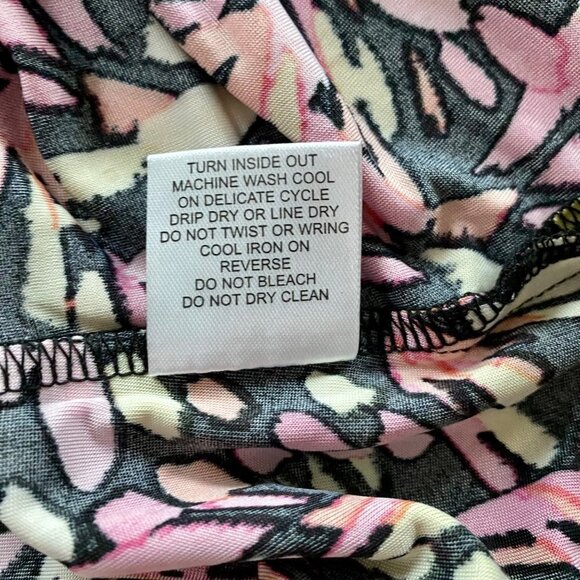 Emily Daniels Pullover Top with 3/4 Sleeves, Keyhole, Sparkle Women's Medium - Picture 9 of 9